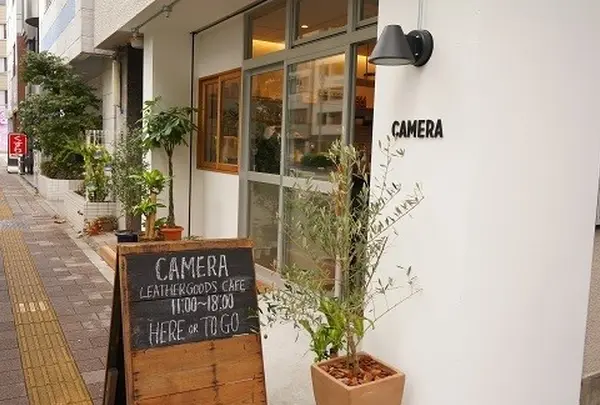 CAMERA