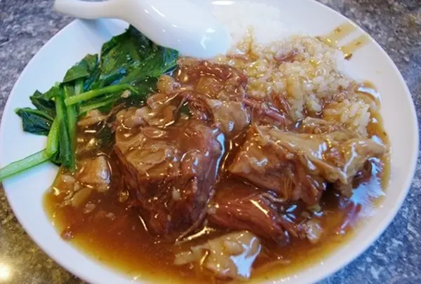 愛群