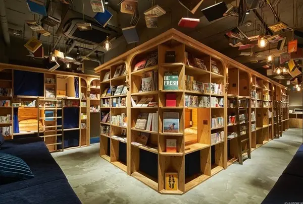 泊まれる本屋 BOOK AND BED TOKYO 京都店