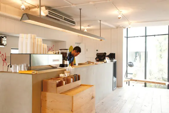 テラスでコーヒー