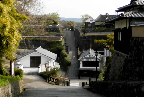 酢屋の坂・塩屋の坂