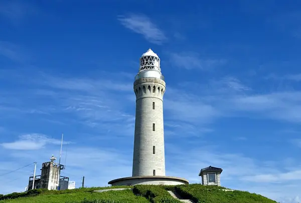 角島灯台　
