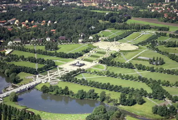 フログネル公園