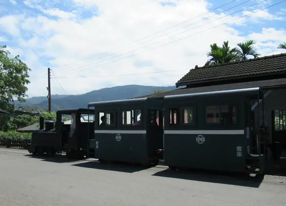 天送埤火車站(駅)