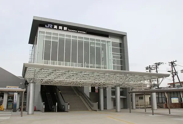 高岡駅