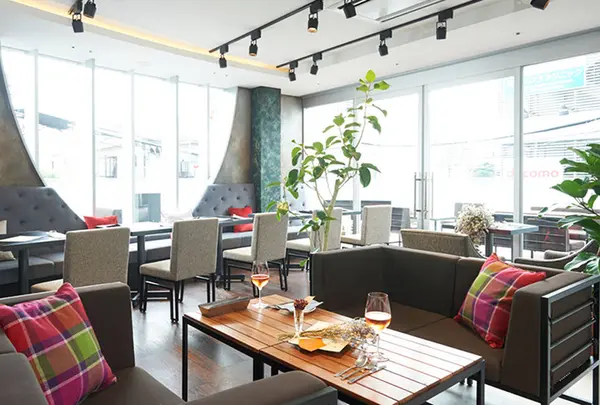 駒沢大学/ジョージ Cafe & Dining George