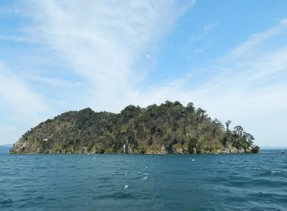 見えてきました「神の島」