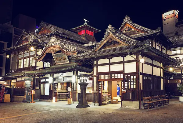 道後温泉本館