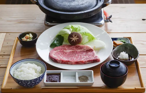 あか牛リブロースステーキ