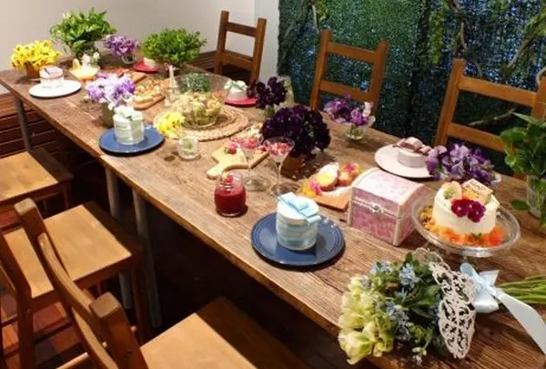 the Flower Apartment