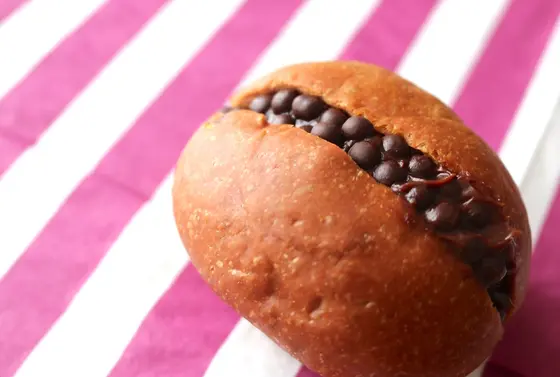 チョコパフのパン