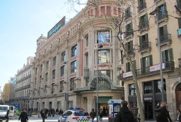 〈応用〉El Corte Inglés別館