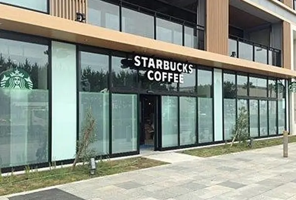 スターバックス江ノ島店