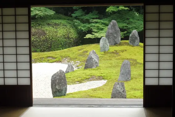 「波心庭」