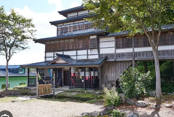 鎌鼬美術館