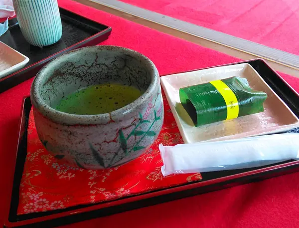 おうすとセットにしてもらいました