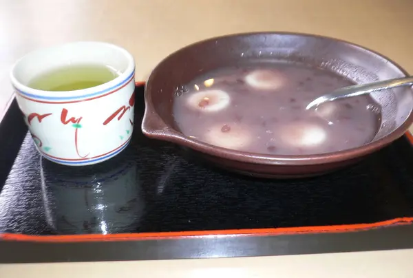 白玉ぜんざいです…！
