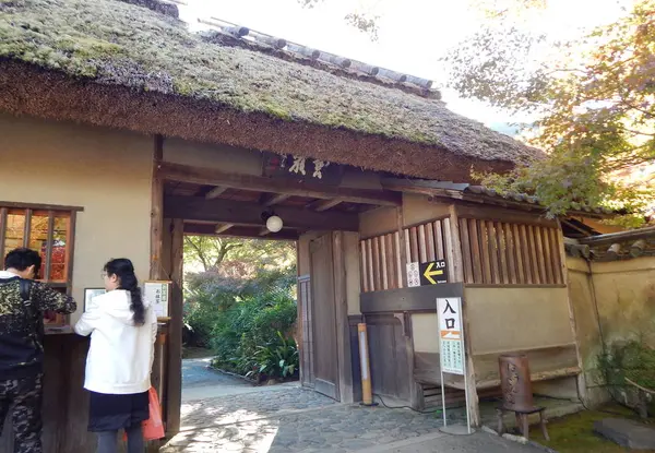 入り口
