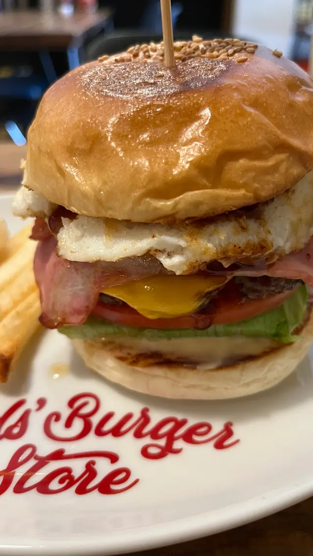 REDS'BURGER STORE 鵜の森店