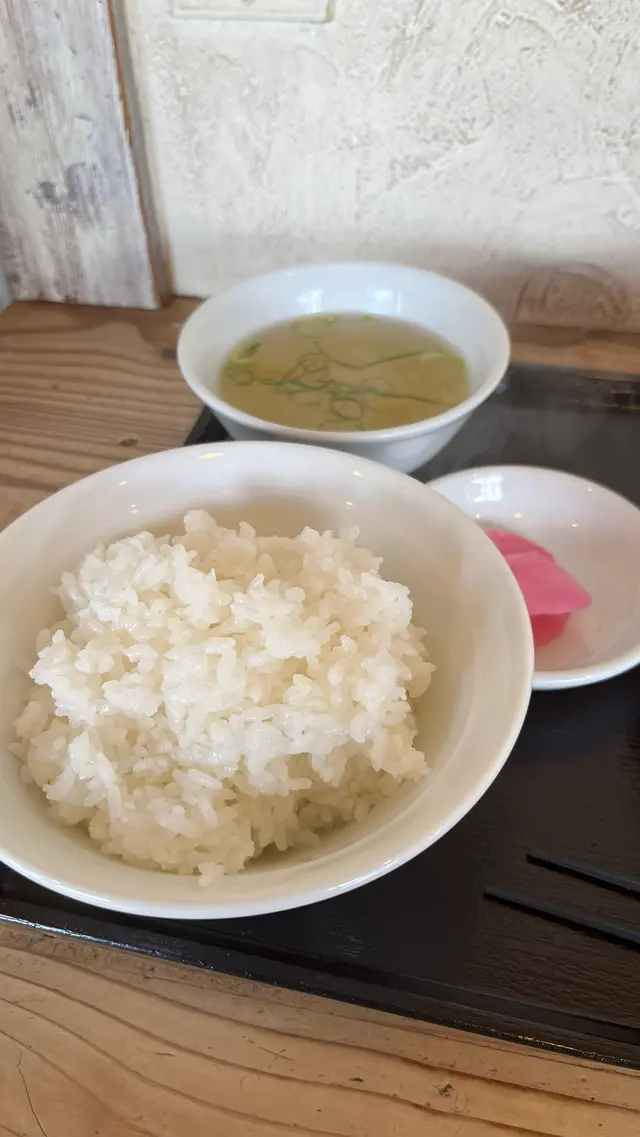 肉食堂 最後にカツ。