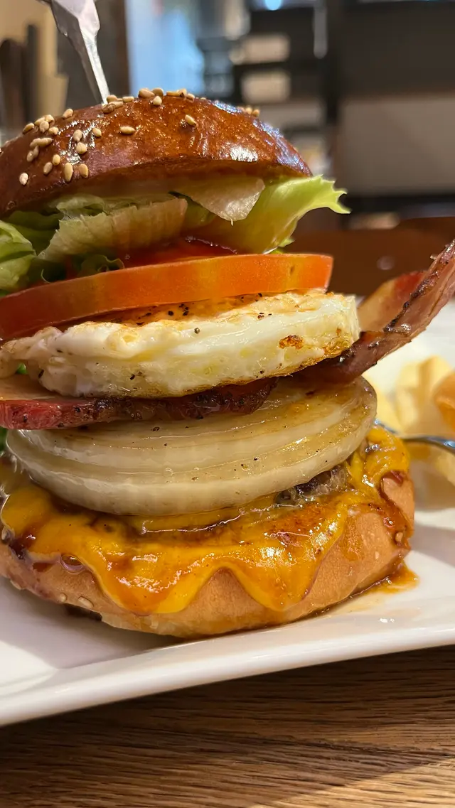 近江牛バーガー COWS CROWN