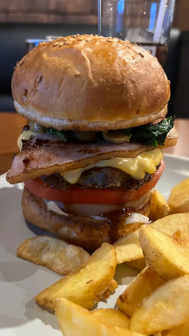 Public House Calm(パブリックハウスカーム)