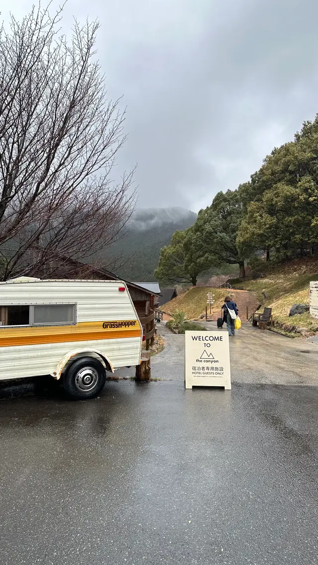 THE CANYON MOUNTAIN CAMP