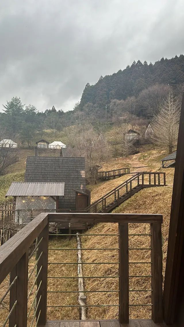 THE CANYON MOUNTAIN CAMP