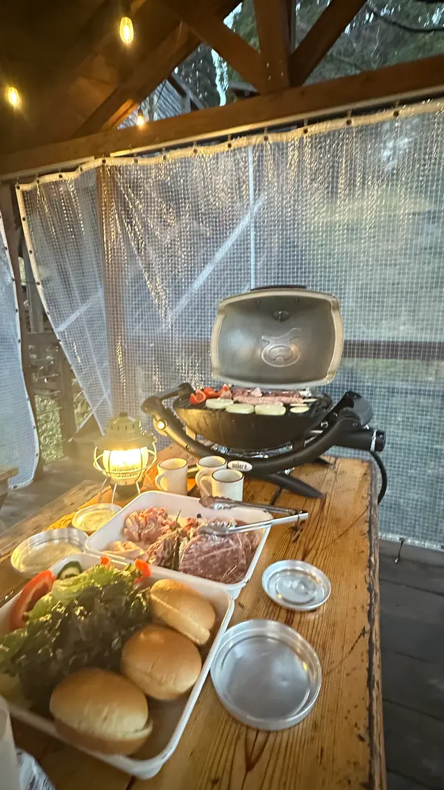 THE CANYON MOUNTAIN CAMP