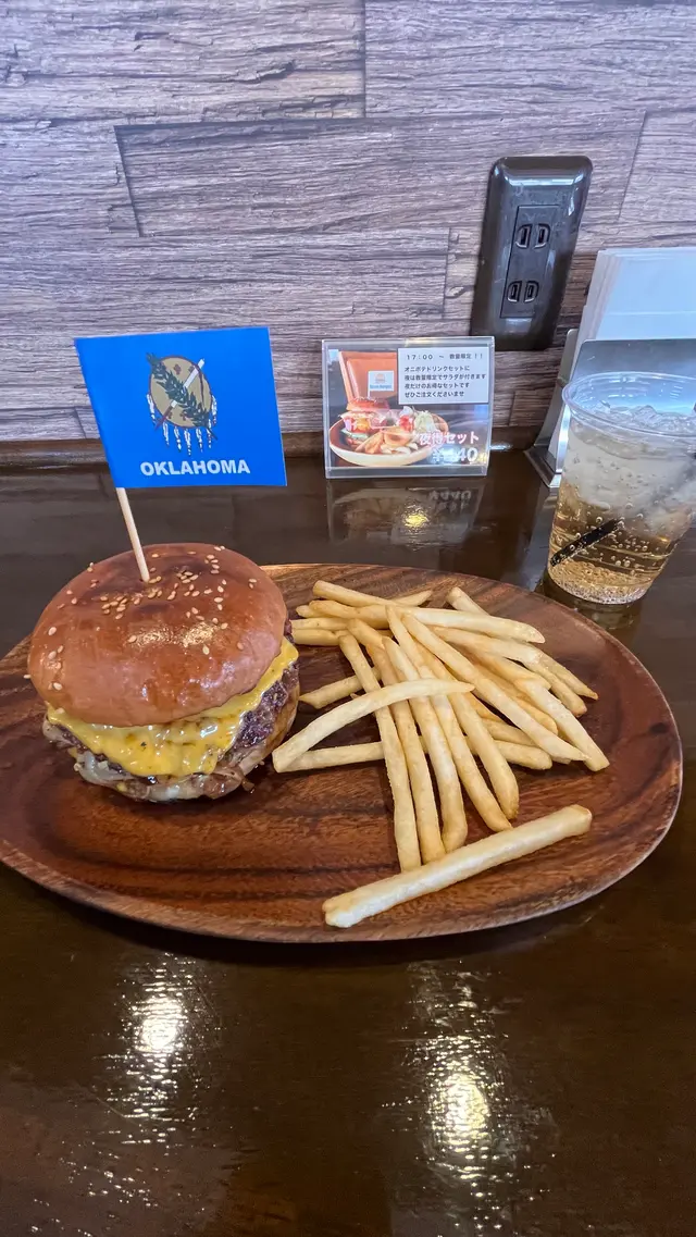 グレイビーバーガー Gravy Burger