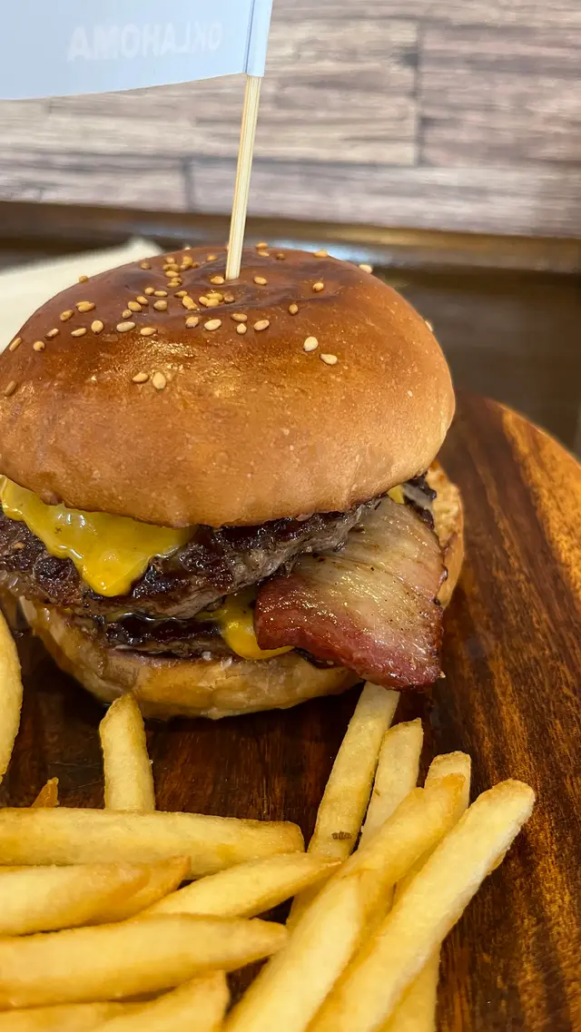 グレイビーバーガー Gravy Burger