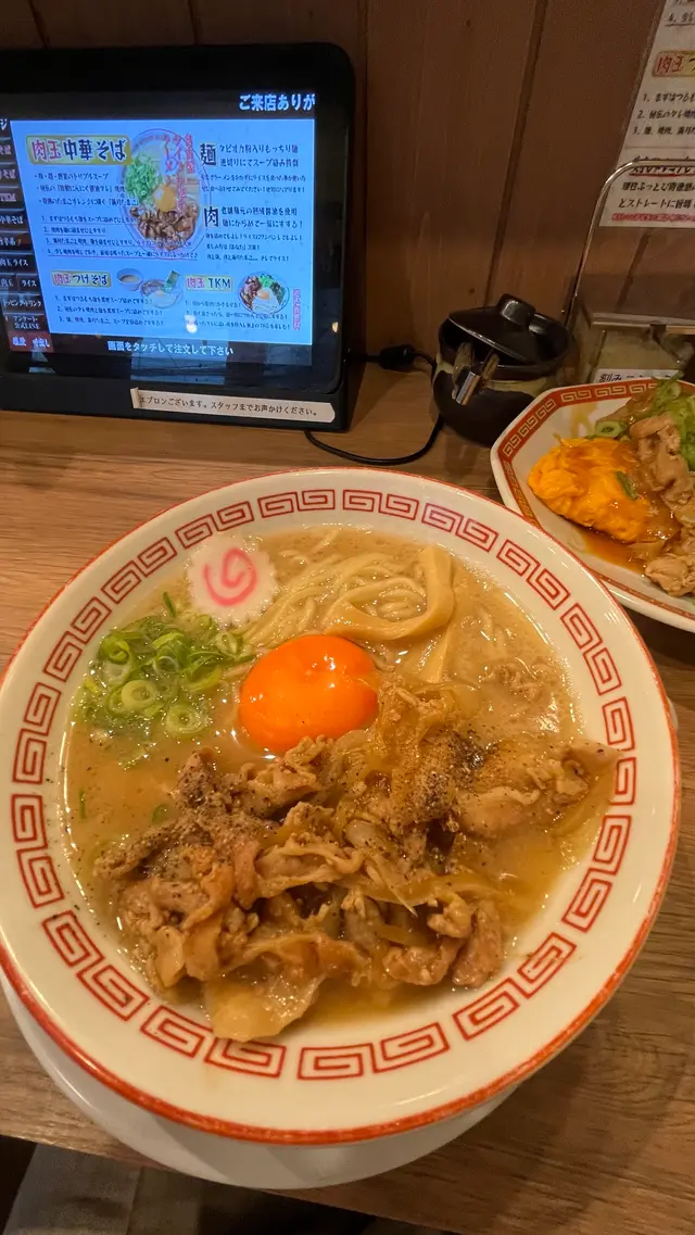 肉玉中華そば 轟 名駅店
