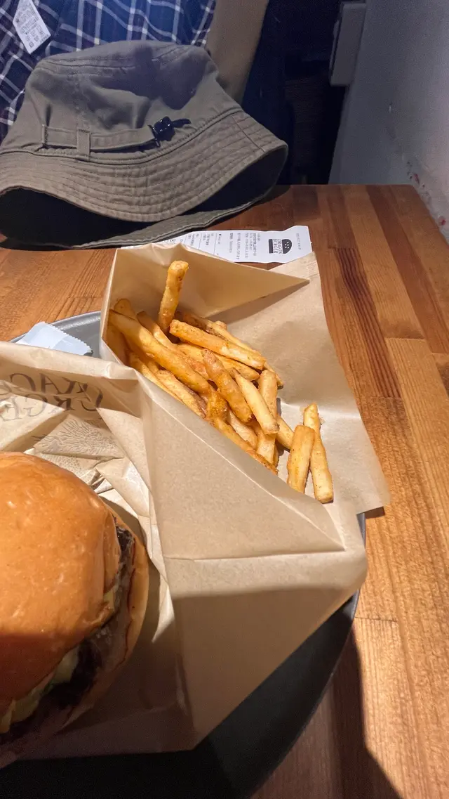 DRAGON BURGER ドラゴンバーガー京都