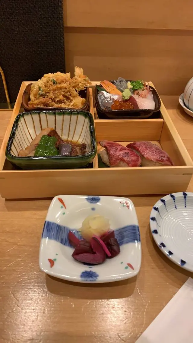 鳴沢氷穴