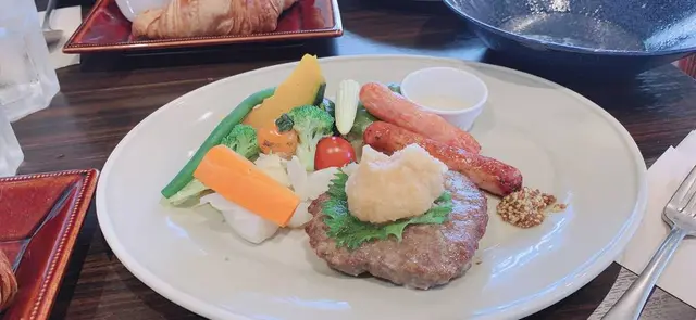 銀カフェリビングルーム