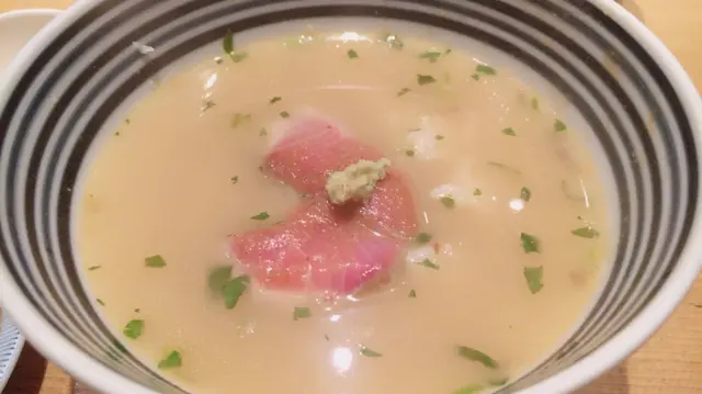 日本橋海鮮丼つじ半