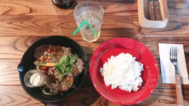 〒640-1101 和歌山県海草郡紀美野町長谷３７７−３