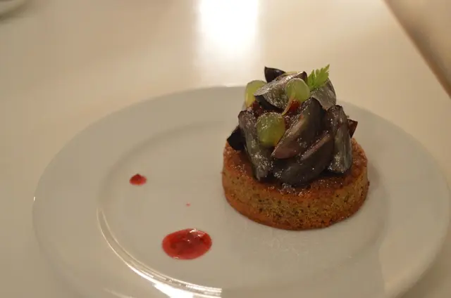 ニコラ （Nicolas） 