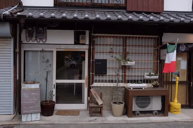 ピッコロット＆グリーンハウスカフェ （PICCOLOTTO & GREEN HOUSE Café）