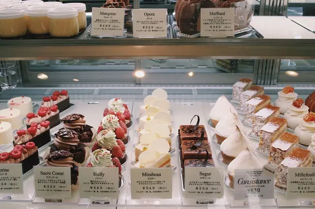 ラヴニュー（L'AVENUE） 