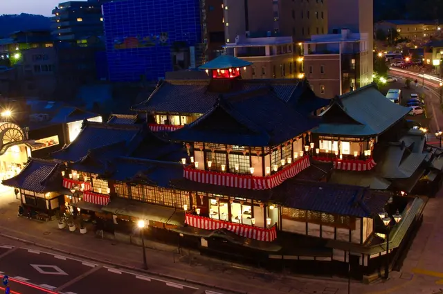 道後温泉本館