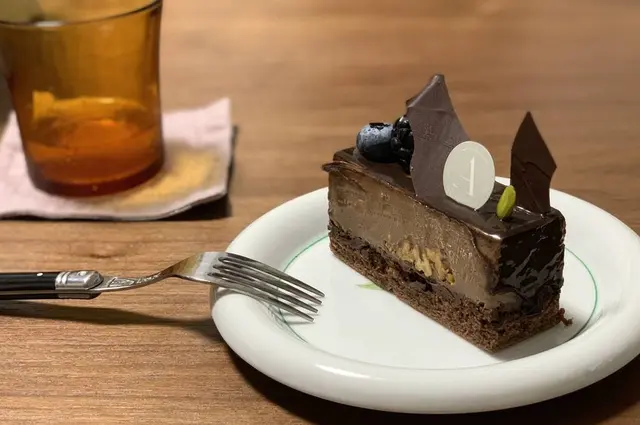 パティスリィ アサコ イワヤナギ（ PÂTISSERIE ASAKO IWAYANAGI）