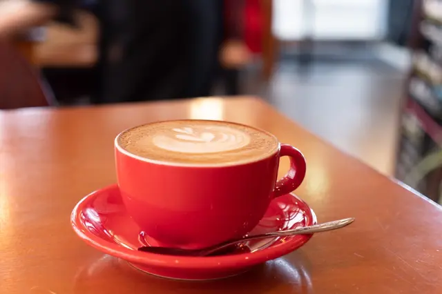 e’s / COFFEE&KINDNESS