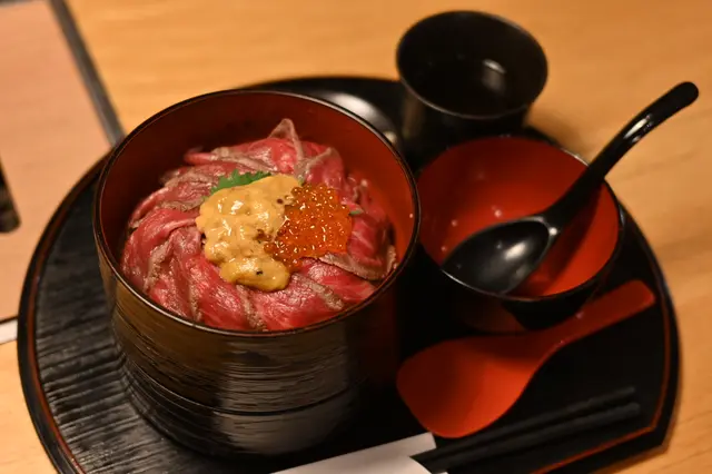 代々木 ミートバル 肉たらし