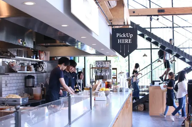 RACINES FARM TO PARK（ラシーヌ ファーム トゥー パーク）