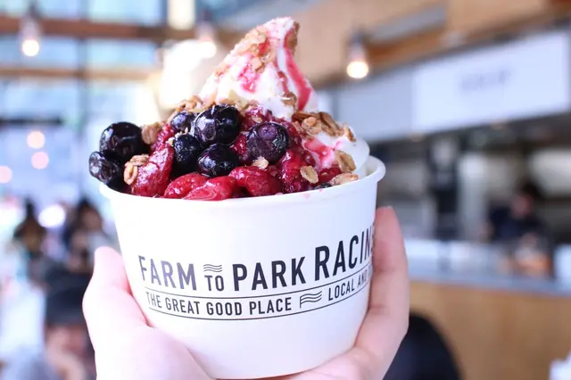 RACINES FARM TO PARK（ラシーヌ ファーム トゥー パーク）