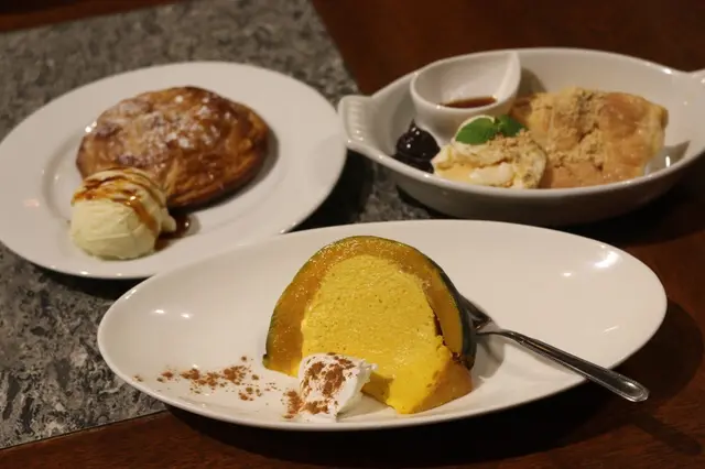 ＥＭＰＯＲＩＯ カフェ ダイニング駒沢通り学芸大学店