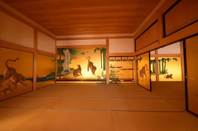 名古屋城