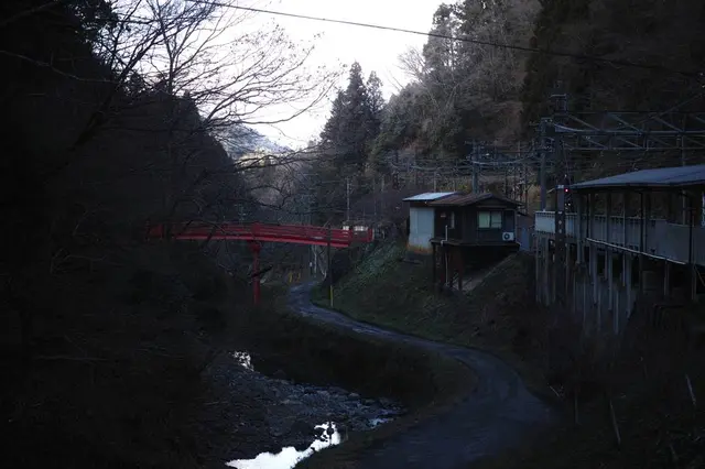 極楽橋駅