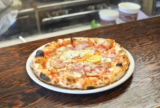 ピッツァ・イナ（ＰＩＺＺＡ１７）